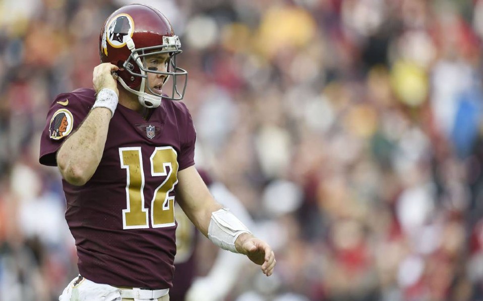 Colt McCoy sólo inicio un partido la temporada pasada y es agente libre.(AFP)