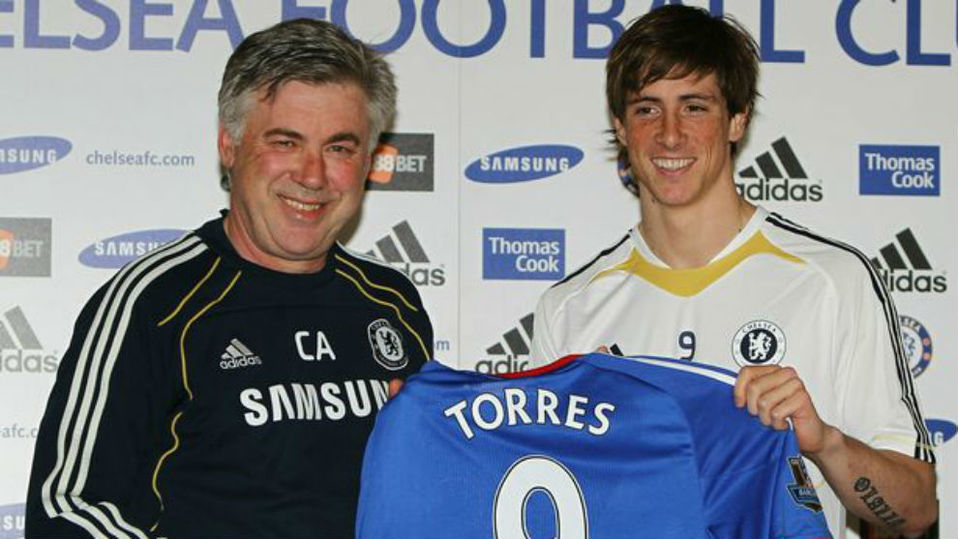 Fichaje con el Chelsea. En 2011, Torres fichó para el Chelsea donde estuvo bajo las órdenes del italiano Carlo Ancelotti.
