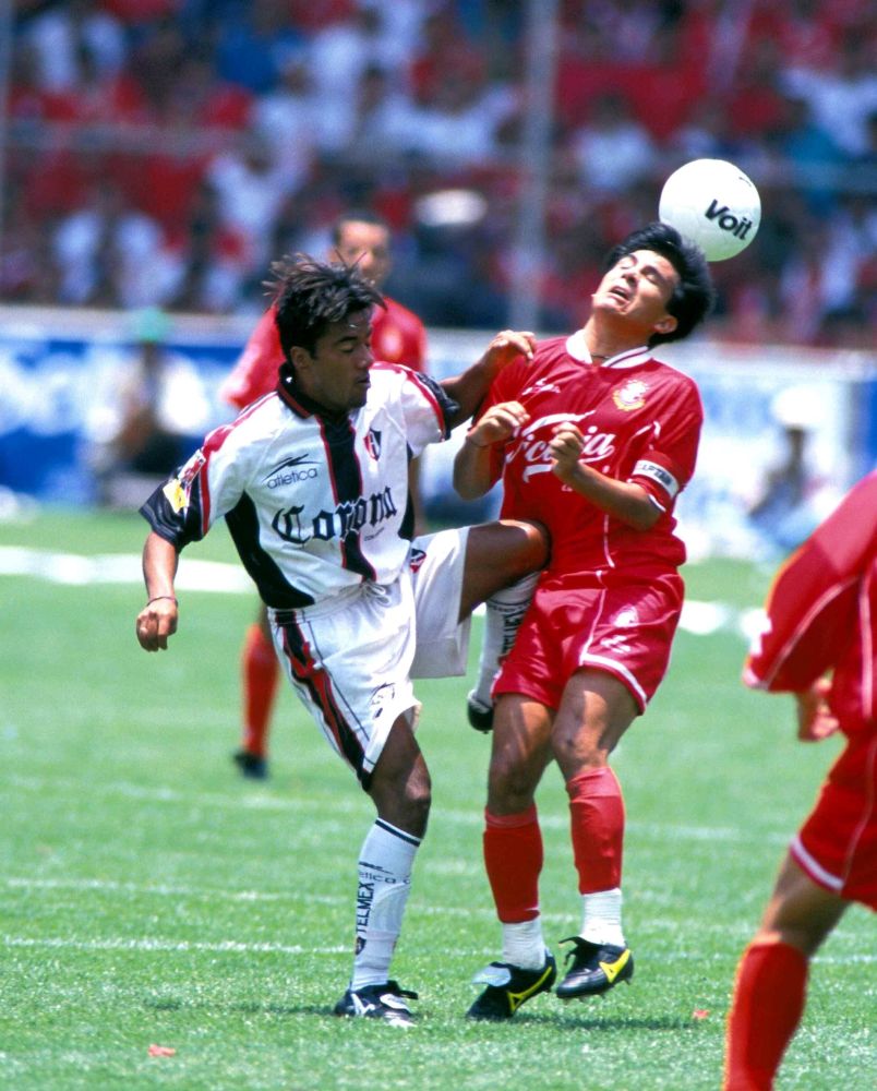 César Andrade sufriría un accidente que le costaría acabar con su carrera futbolística (FOTO: Mexsport)