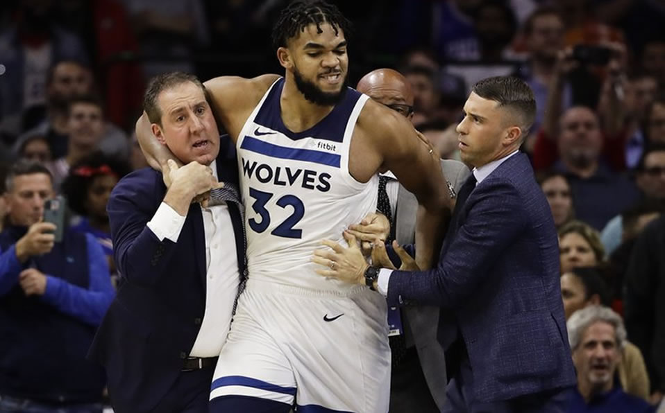 Karl-Anthony Towns es de ascendencia dominicana por su madre. (AP)