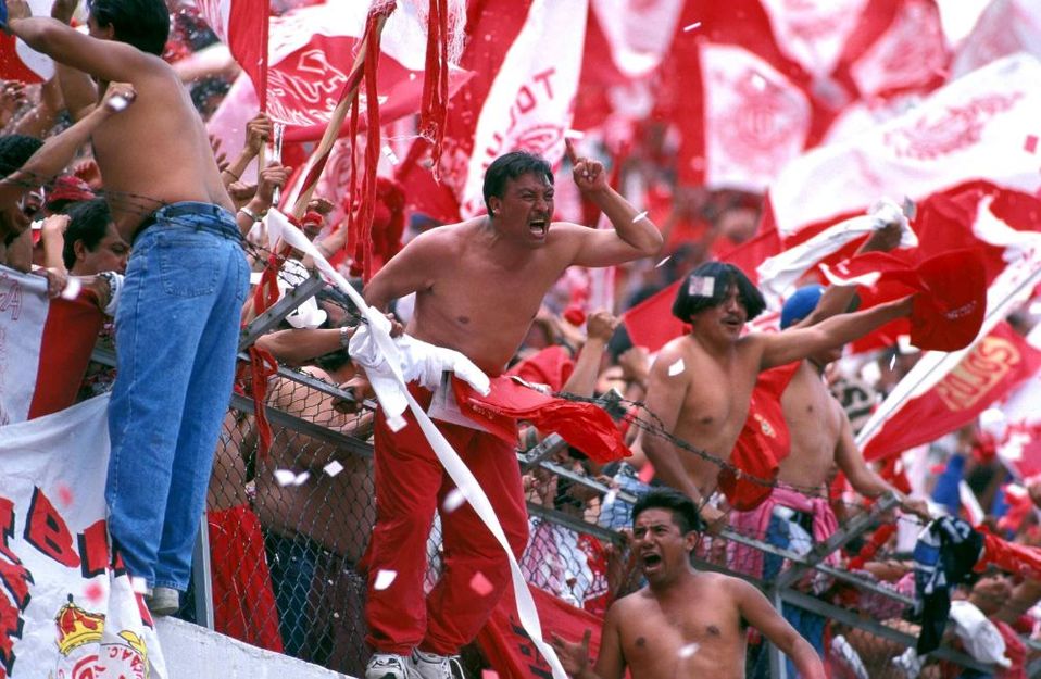 Así lucía La Bombonera de Toluca hace 20 años, antes de la remodelación de 2017 (FOTO: Mexsport)