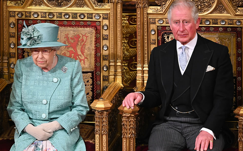 La Reina Isabel II hasta el momento se encuentra bien de salud, sin síntomas de covid-19. (AFP)