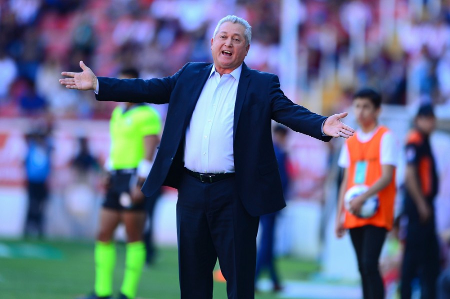 El estratega asegura que es tiempo de apoyar al club. FOTO: Mexsport.