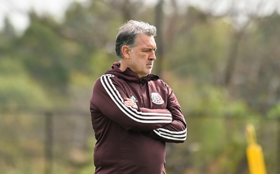 Gerardo Martino y el Tri se quedan sin juego ante Colombia para el 30 de mayo al ser cancelado. Foto. Imago7