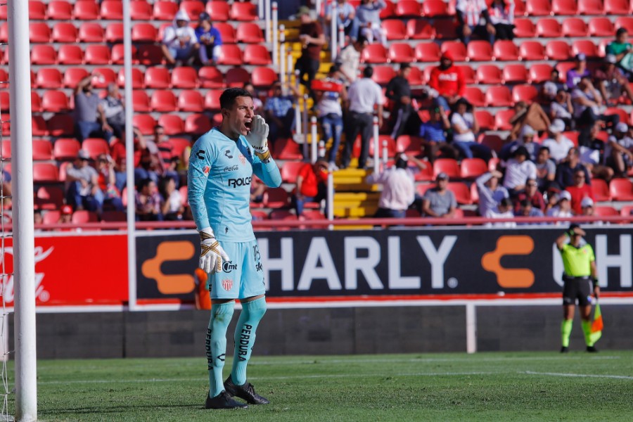 Ángel Alonzo, Necaxa. Ante la lesión de Hugo, tuvo su oportunidad.(Imago7)