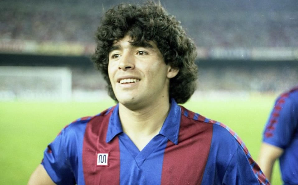 En cambio, más adelante fichó con el Barcelona.