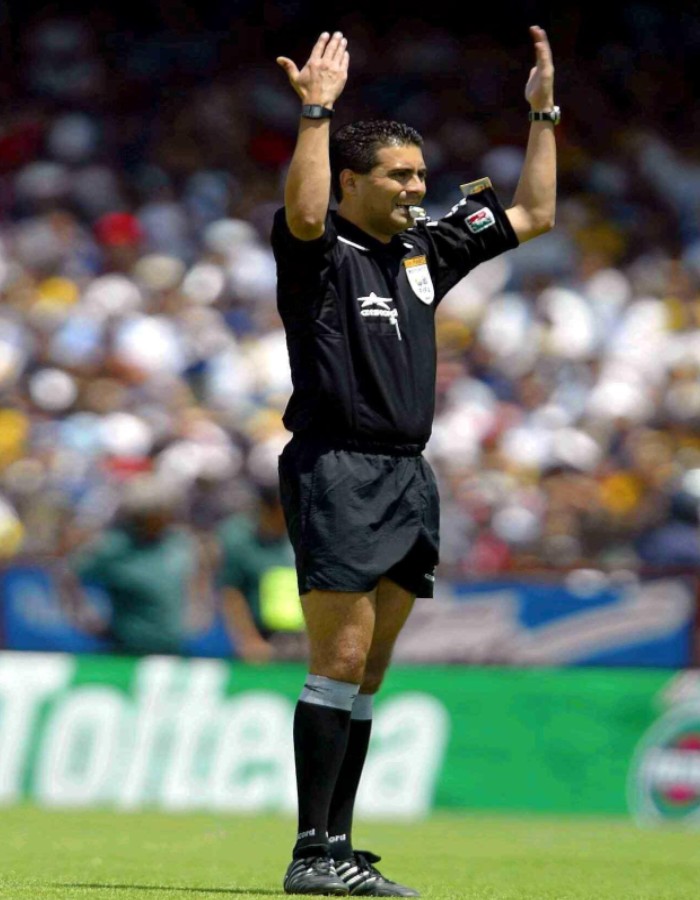 Gilberto Alcalá tuvo una tarde sin polémicas en el Olímpico Universitario. (Mexsport)
