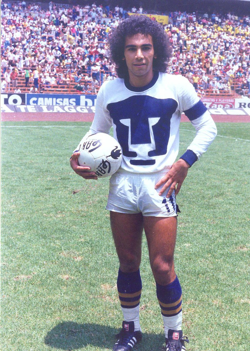 BANCA: Hugo Sánchez. El gran goleador mexicano se forjó en la casa universitaria.