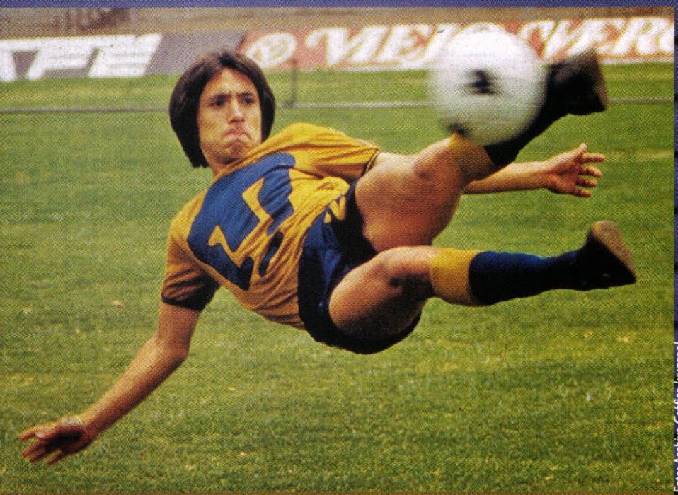 Manuel Negrete. Mediocampista dotado de una excelente técnica que lo llevó a jugar hasta el Viejo Continente.