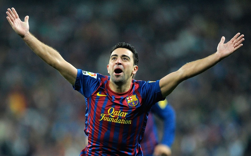 Xavi gritando un gol con el Barcelona. (@Goal)