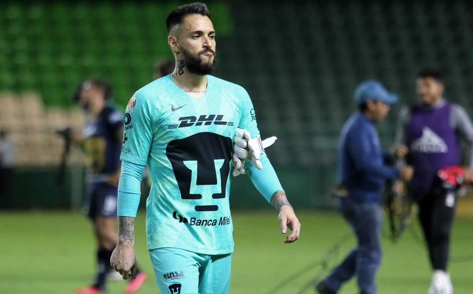 Alfredo Saldívar y todo el plantel de Pumas tendrá este recorte temporal salarial. (Imago7)