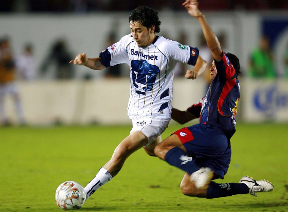 La primera camiseta que vistió Rubens Sambueza en México fue la de Pumas (FOTO: Mexsport)