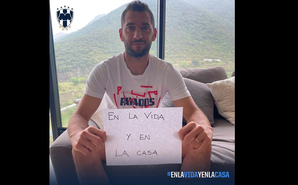Nico Sánchez desde su casa apoyando la campaña. (Foto: @Rayados)