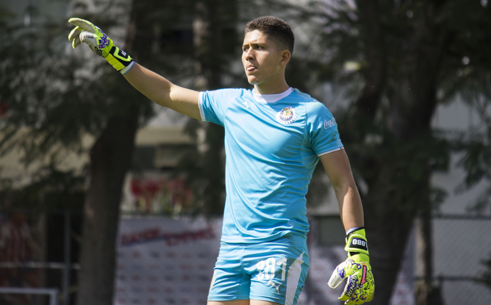 Chivas De Guadalajara Tiene Un Portero Nacido En Francia En Su Plantel