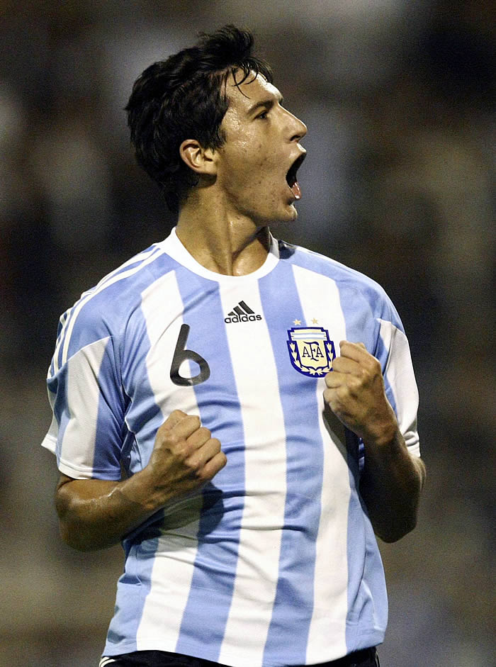 Guillermo Burdisso. Llegó a la Selección argentina pero no fue un jugador regular y mucho menos relevante.