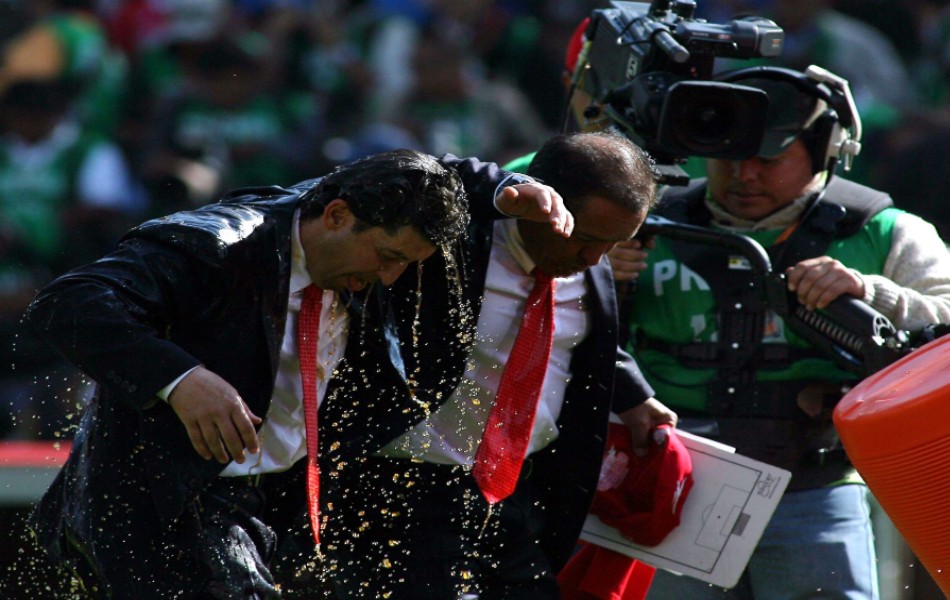 José Manuel de la Torre ganaba su segundo título de Liga en la bombonera. (Mexsport)