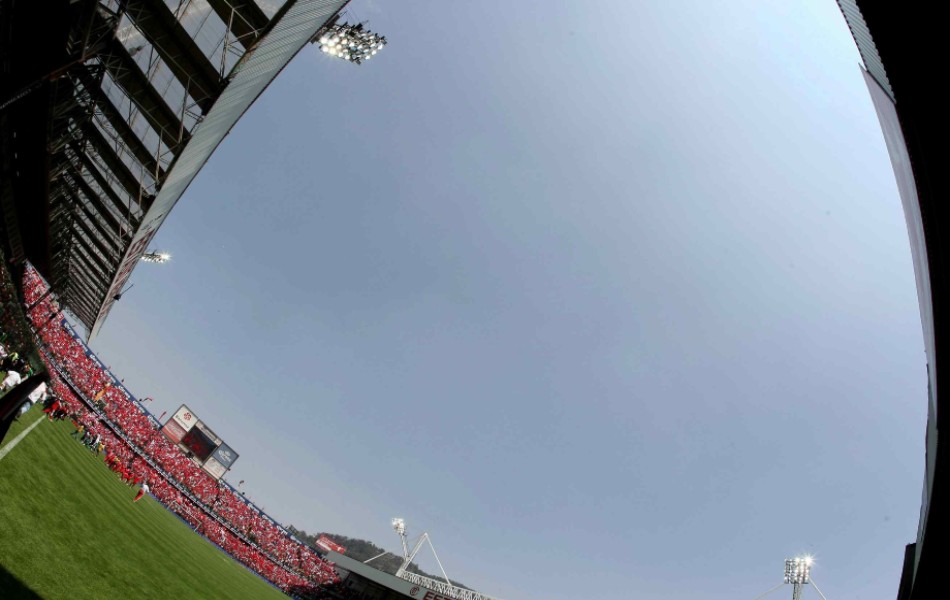 El Estadio Nemesio Diez fue el escenario que definió al campeón con una temperatura de más de 30 grados. (Mexsport)