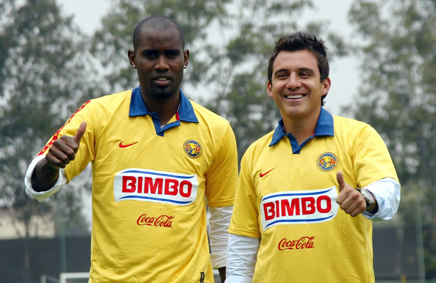 Felipe Baloy y Luis Pérez, referentes de Rayados, se vistieron de azulcremas para la Copa Libertadores de 2007. (Foto: Mexsport)