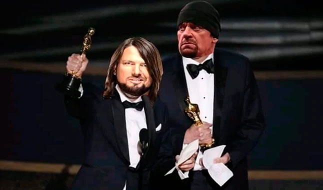 ¡Gracias a WWE por darnos algo de entretenimiento! Y a los memes por no dejar pasar una sola lucha.