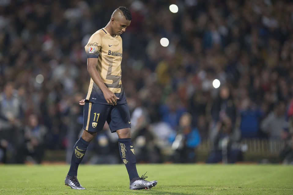 La final se tuvo que definir en tanda de penales y Fidel Martínez fue el primero en cobrar por Pumas y falló (FOTO: Mexsport)
