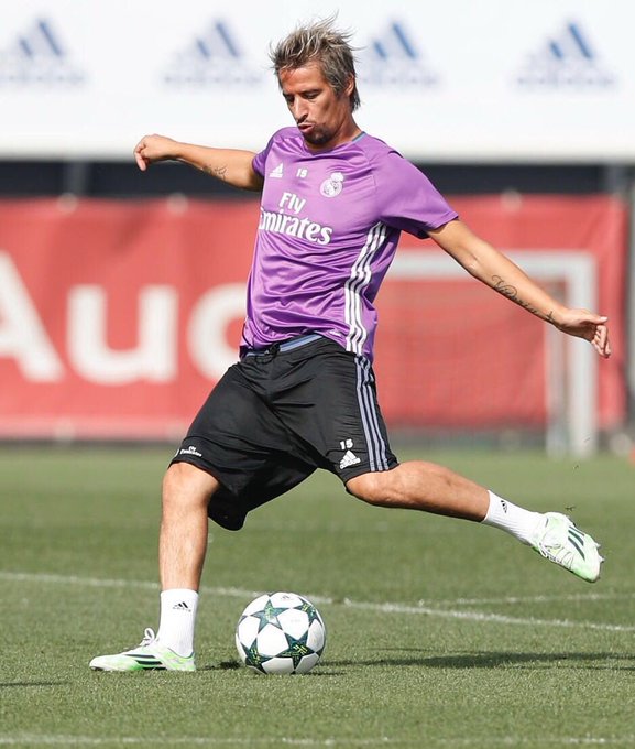 Coentrao se fue gratis a Rio Ave de su país. (Foto: Twiter Coentrao)