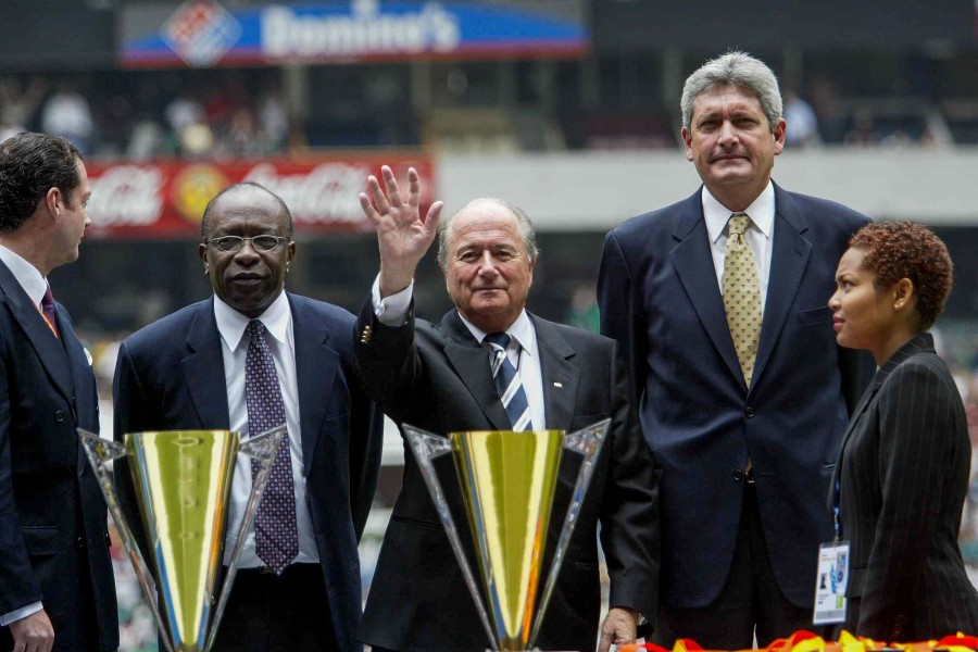 Joseph Blatter, presidente de FIFA en esos tiempos, estuvo presente. (Mexsport)