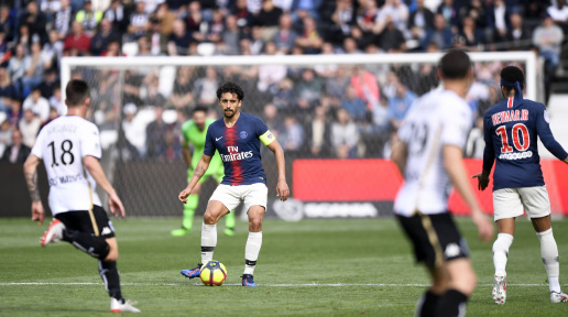 Marquinhos. Pese a tener regularidad en el PSG, el brasileño no se ha impuesto como un central de jerarquía en el equipo parisino.