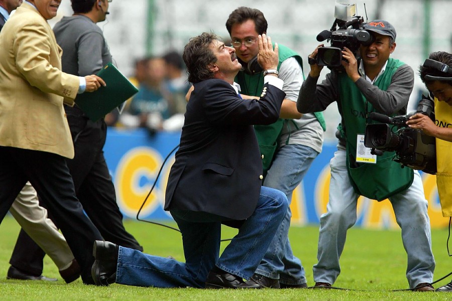 Ricardo La Volpe tomó las riendas de la Selección. (Mexsport)
