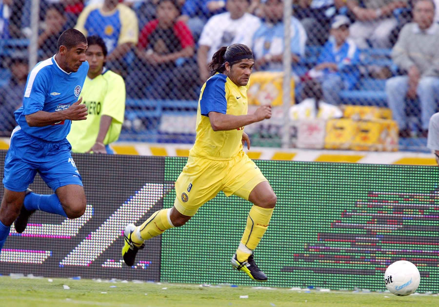 Reinaldo Navia recordó cuando golpeó al Chepo de la Torre por una apuesta. (Foto: Mexsport)