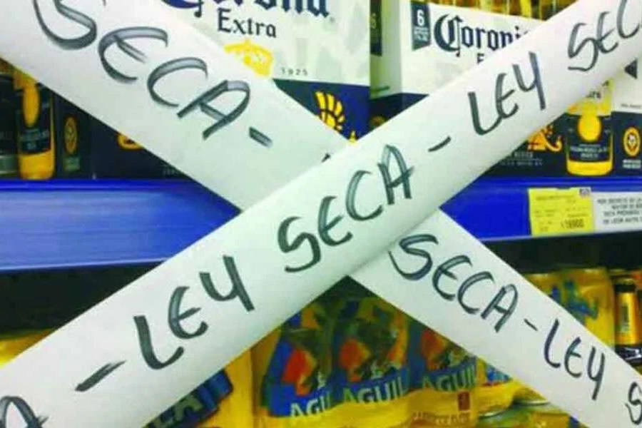 El gobierno de Sinaloa suspendió la venta de alcohol.