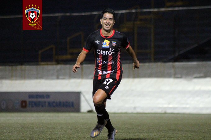Fernando Villalpando es campeón de goleo con 10 tantos en Nicaragua. (Foto: @SomosFerretti)