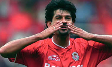 José Cardozo fue el máximo goleador del Apertura 2002, al convertir 29 anotaciones. FOTO: Mexsport
