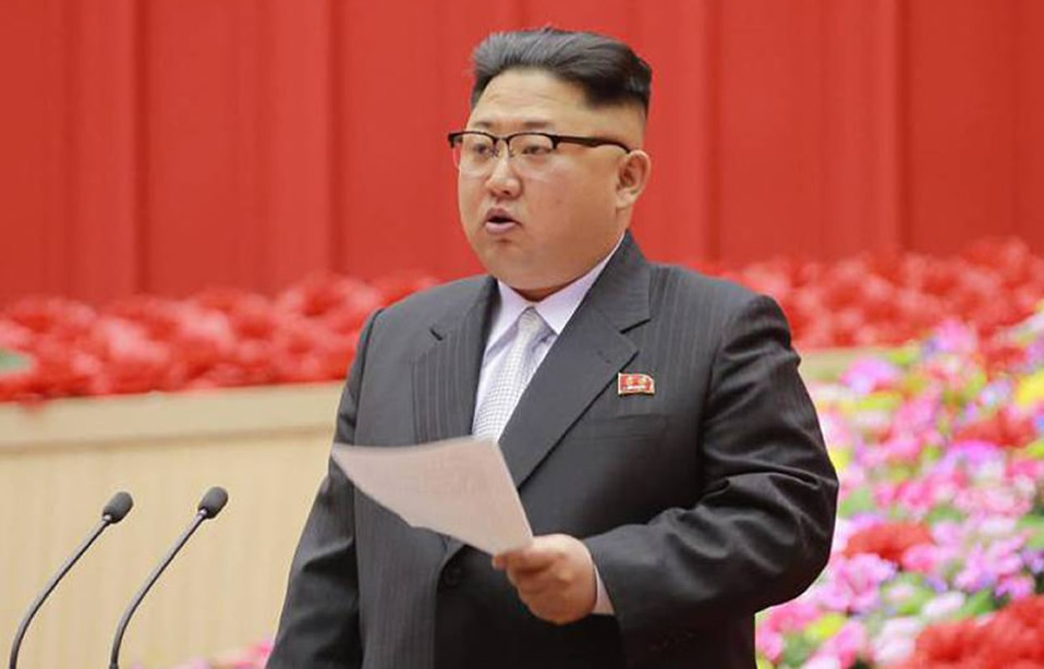 Kim Jong Un líder norcoreano, en estado crítico después de una cirugía (FOTO: AFP)
