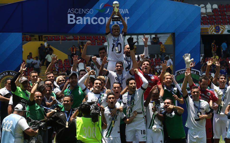 Clausura 2018: Cafetaleros levantó el trofeo en una polémica Final ante los Leones Negros.