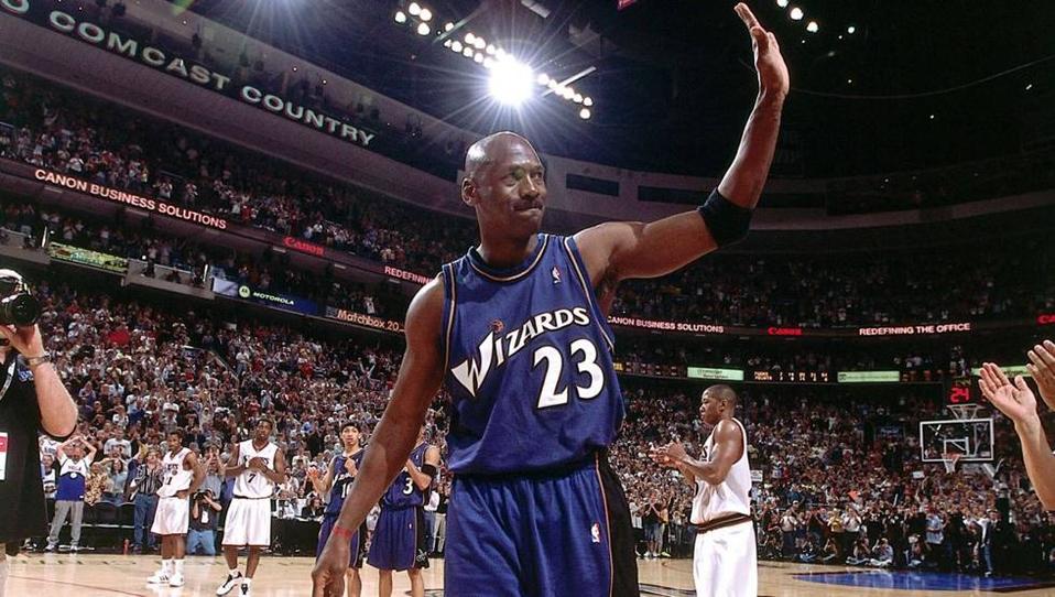 Michael jugó su último partido de NBA en 2003 con los Wizards. (@NBA)