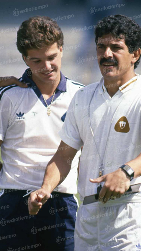 Tuca Ferretti fue fundamental en la carrera de Luis, primero como compañero y luego como DT. (FOTOTECA MILENIO)