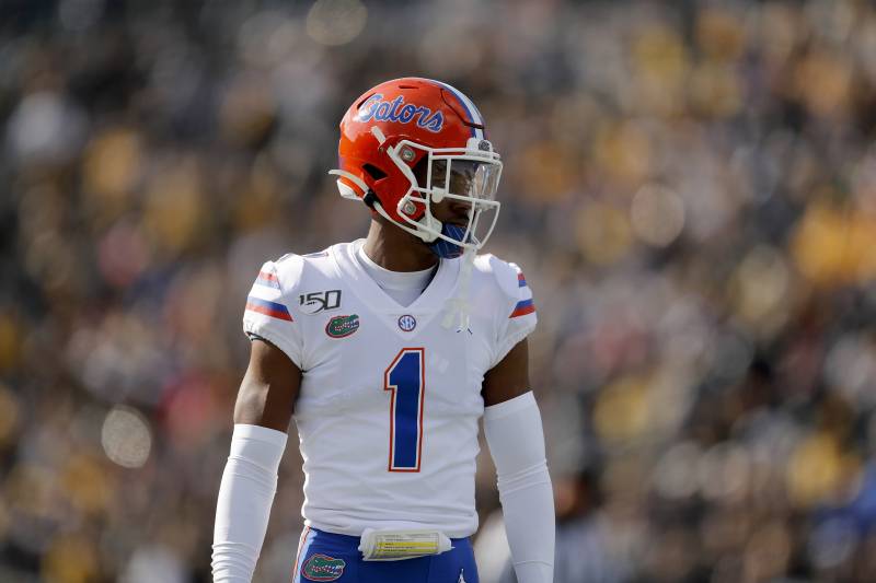CJ Henderson | CB | Florida | Esquinero ideal para marcar en esquema personal con buena velocidad, aunque falla en tacleo.