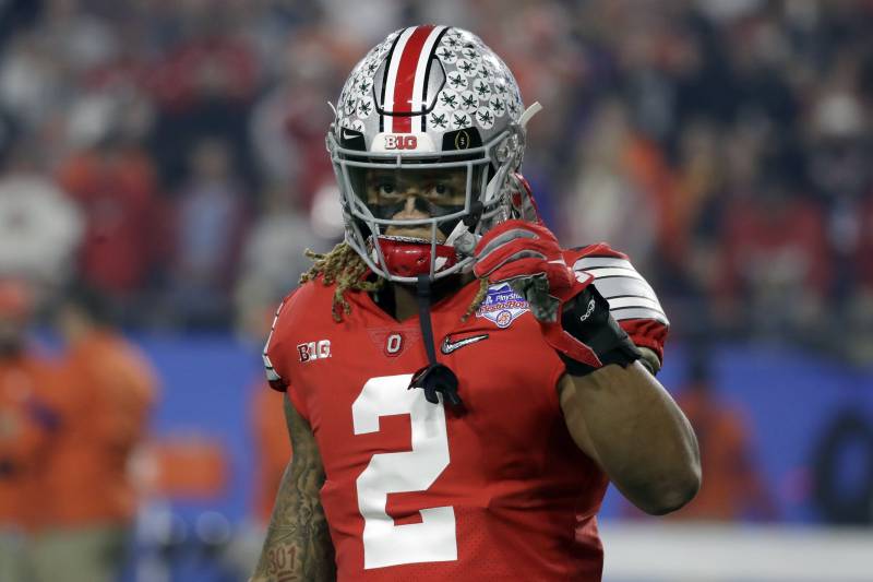 Chase Young | DE | Ohio State | Calificado como el mejor atleta de todo el Draft y experto en capturar mariscales.