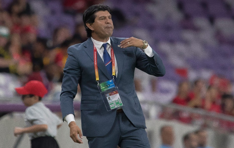 Almeyda dejó a Chivas meses después de ganar la Concachampions y José Cardozo fue el técnico del Mundialito. (Mexsport)