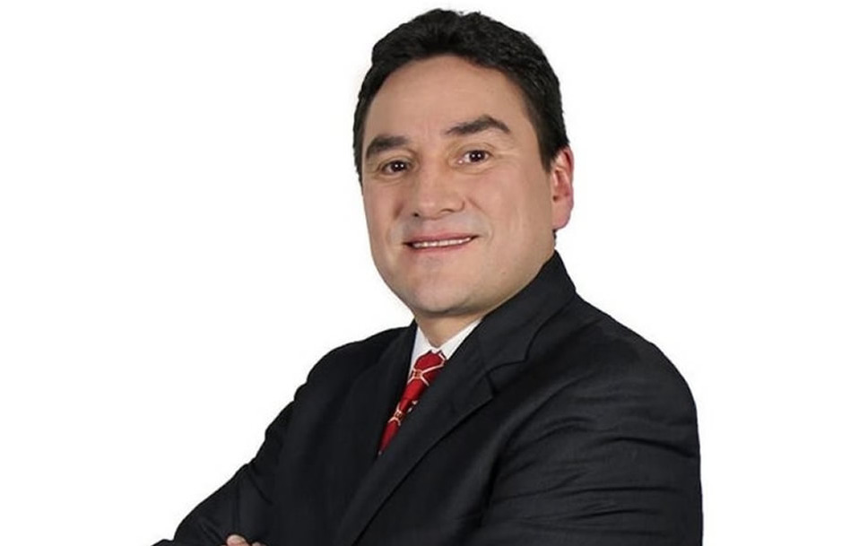 Jorge Pietrasanta cautiva con tu increíble talento para la cantada