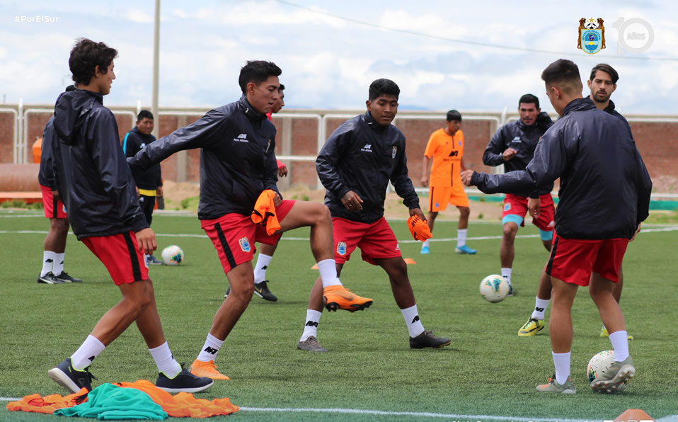 Los jugadores del Club Deportivo Binacional, vigente campeón del futbol peruano. (Foto: @BinacionalFC)