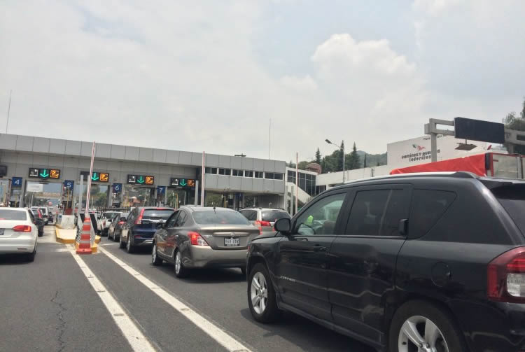 Buscan que las casetas del país no cobren. (Foto: Notimex)