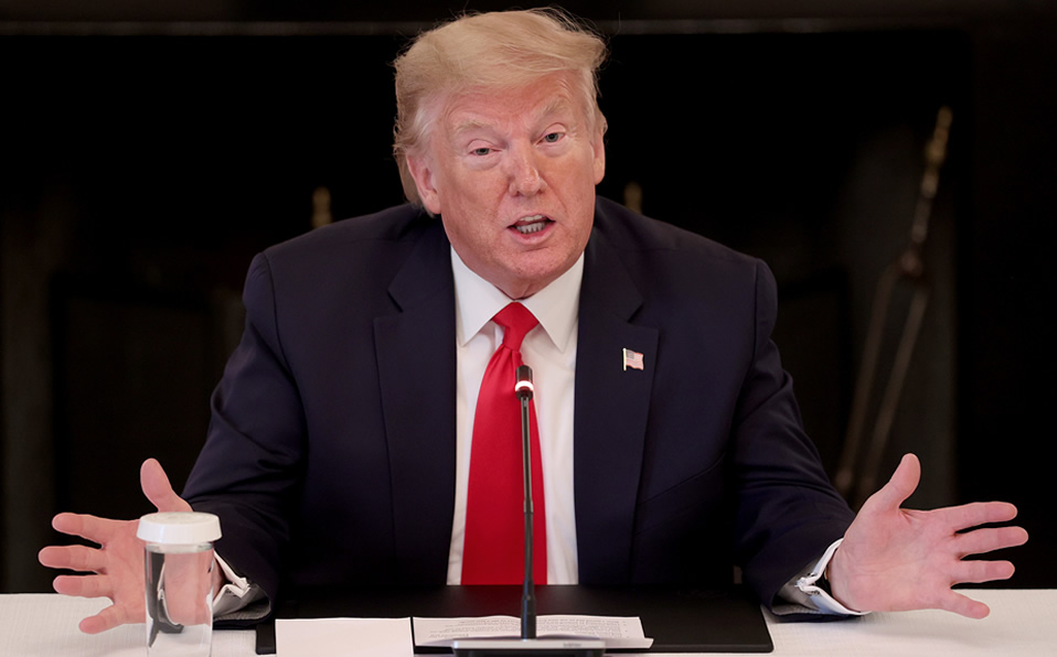 Donald Trump está presionando a sus servicios de inteligencia (AFP)