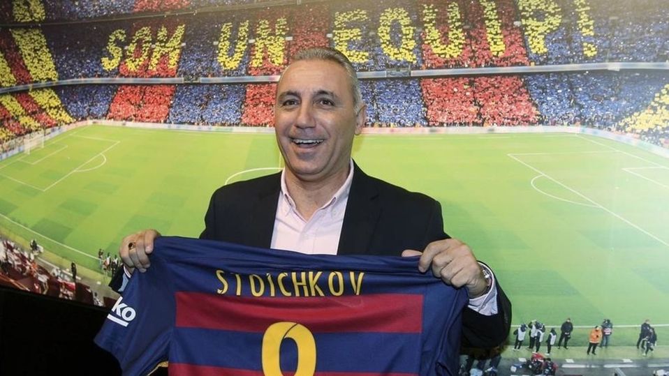 Hristo Stoichkov tiene un lugar importante en la historia del FC Barcelona.