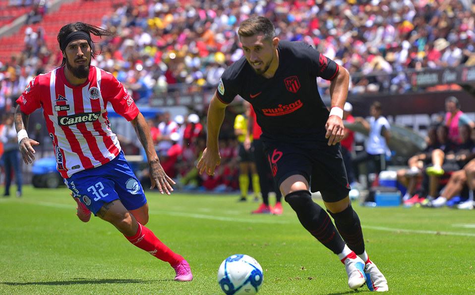 Héctor Herrera declinó salir en el pasado mercado invernal (Imago7)