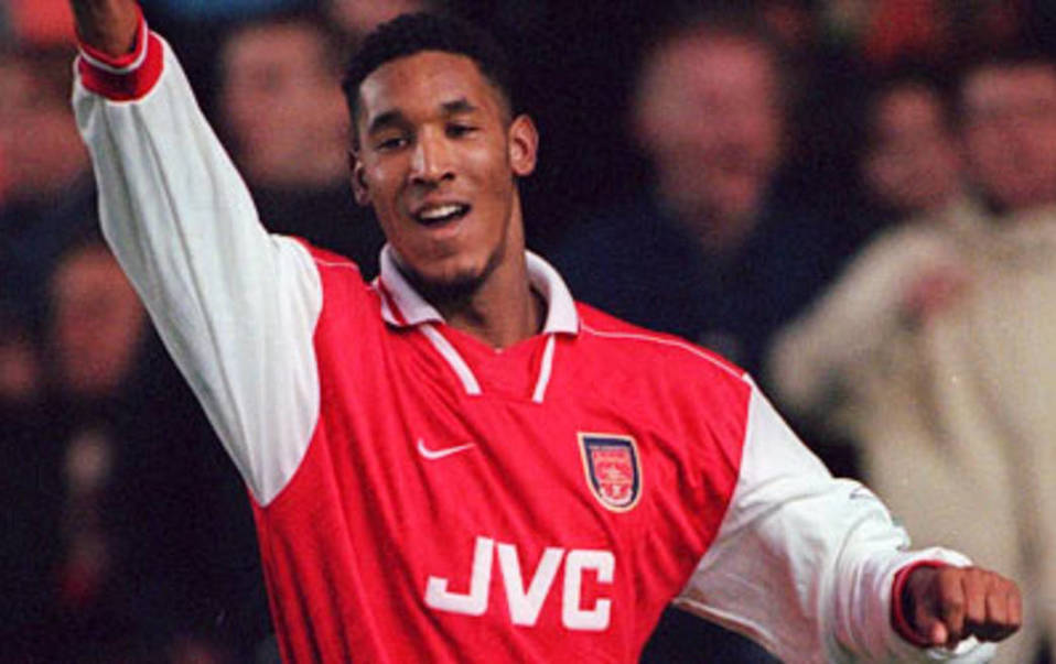 Nicolás Anelka con el Arsenal.