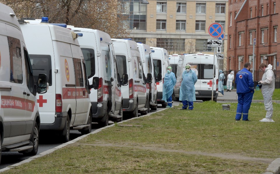 A pesar de eso, piensan en levantar el confinamiento gradualmente. (AFP)