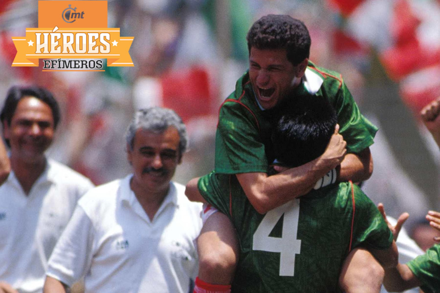El Abuelo puso el 1-2 definitivo para conseguir el pase al Mundial. (Mexsport)