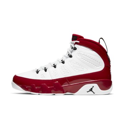 Air Jordan IX: fabricados en 1994; acompañaron a Jordan en el Béisbol. (Nike)