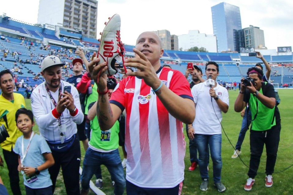 Adolfo Bautista | Cuando jugó con Chivas se decantaba como una pesadilla para los rivales.